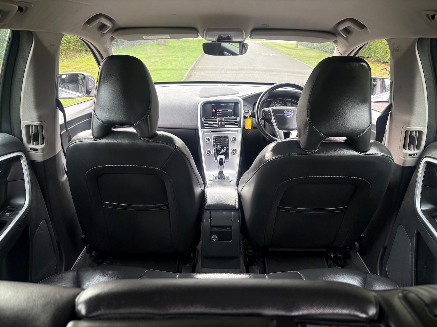 Used Volvo XC60 2017 for sale - 76594690: Photo 31