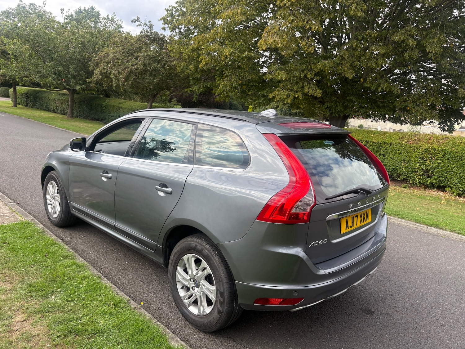 Used Volvo XC60 2017 for sale - 76594690: Photo 5