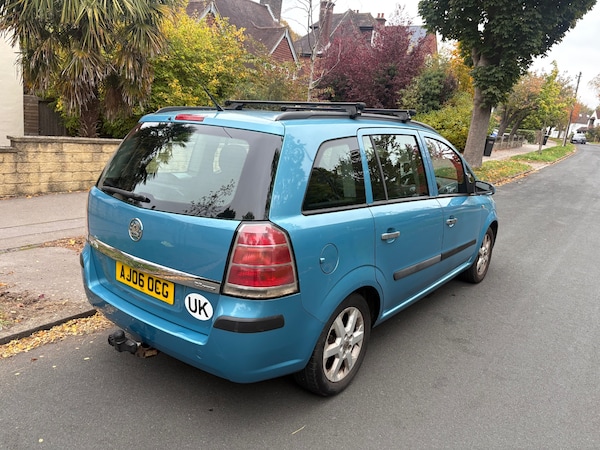 Used Vauxhall Zafira 2006 for sale - 76265838: Photo 3
