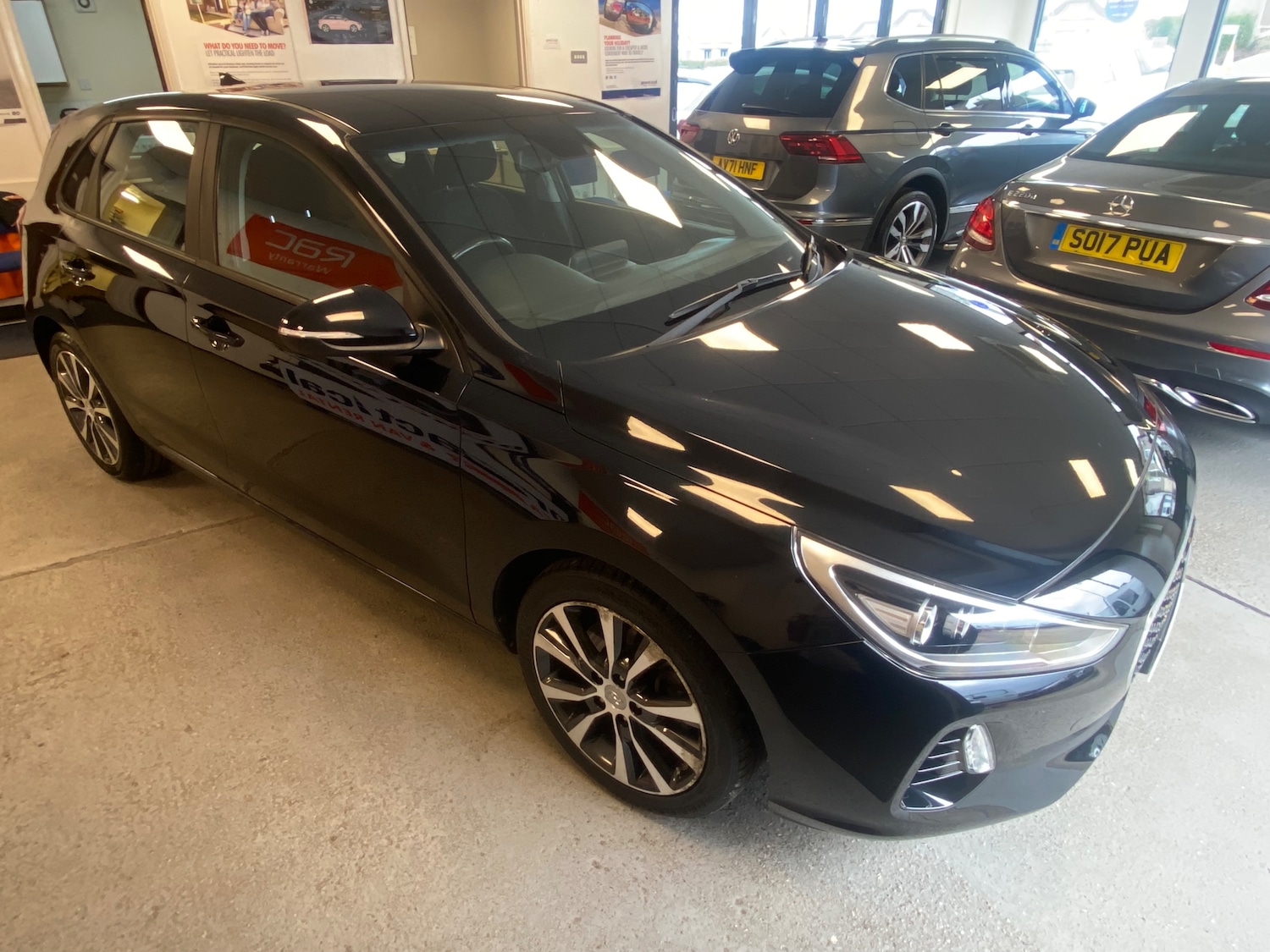 Used Hyundai i30 2017 for sale - 76477491: Photo 5