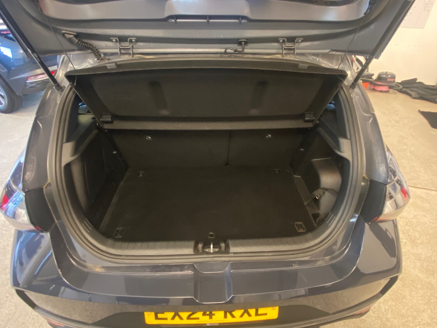 Used Hyundai i20 2024 for sale - 77520067: Photo 31