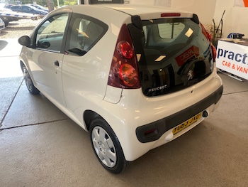 Used Peugeot 107 2013 for sale - 79229541: Photo