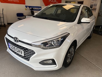 Used Hyundai i20 2019 for sale - 76961844: Photo