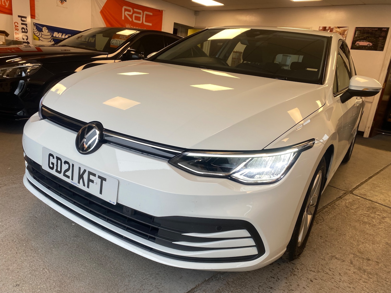 Used Volkswagen Golf 2021 for sale - 77297245: Photo 2