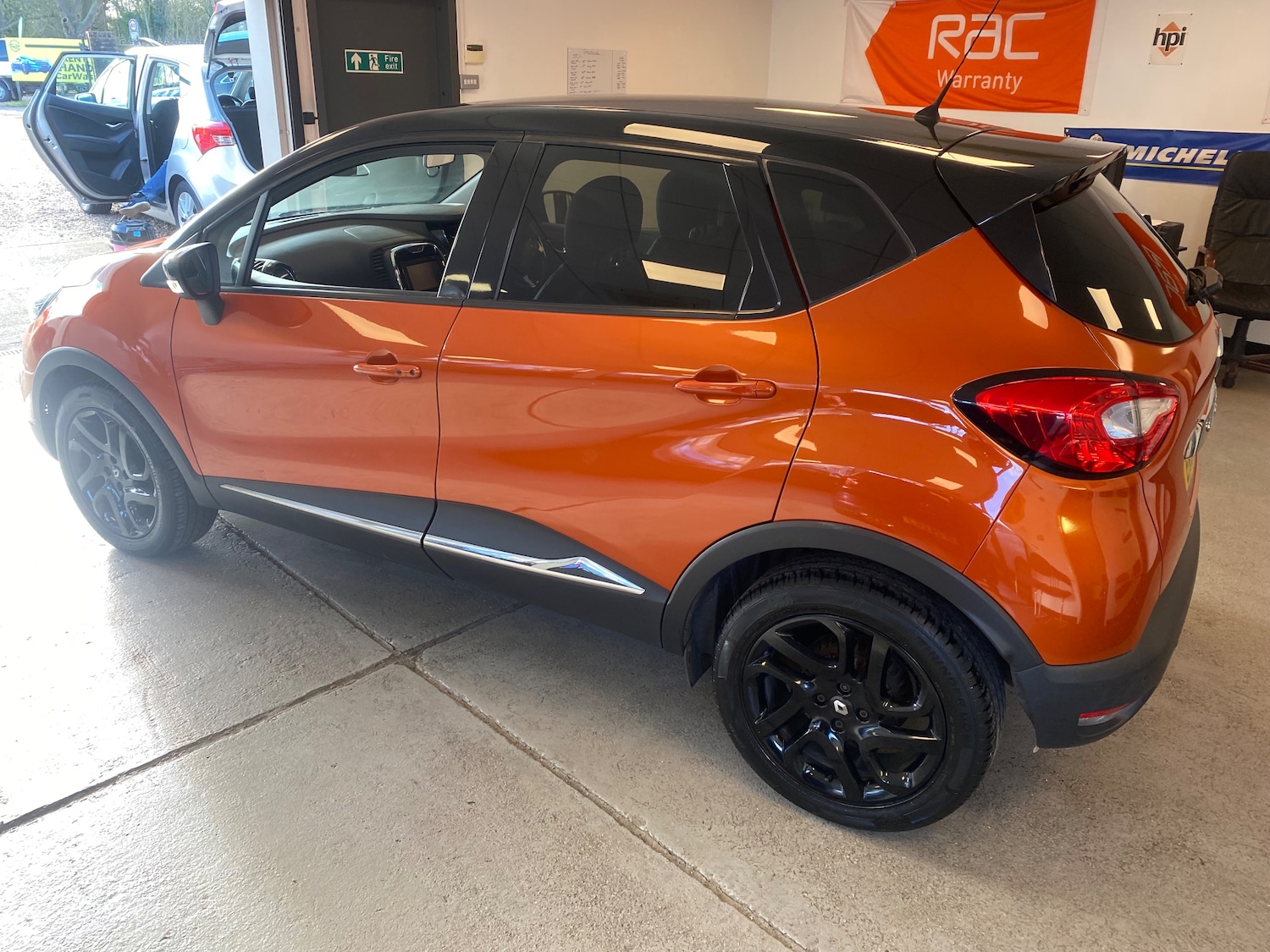 Used Renault Captur 2015 for sale - 77259070: Photo 14