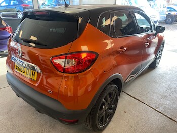 Used Renault Captur 2015 for sale - 77259070: Photo