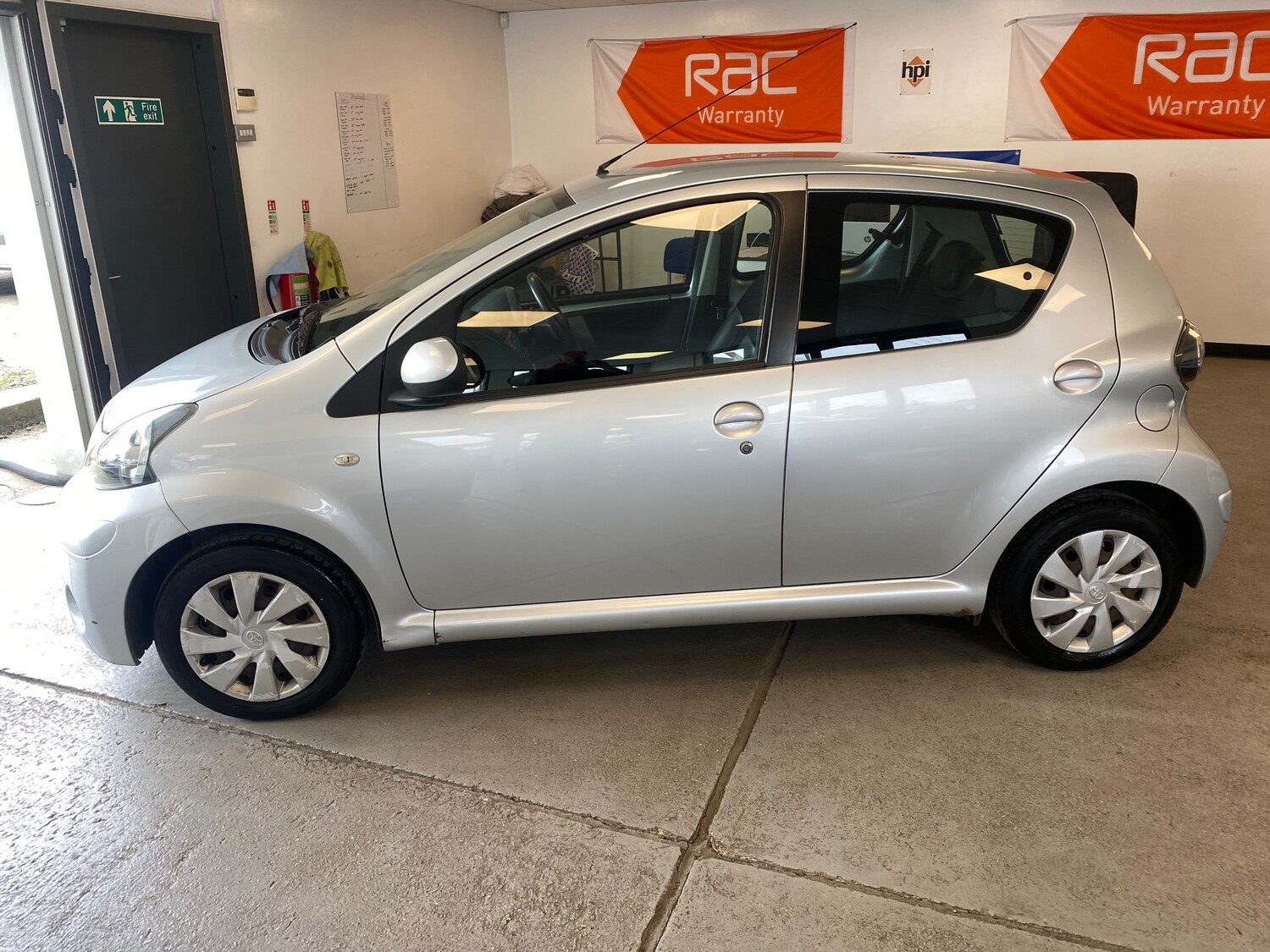 Used Toyota AYGO 2012 for sale - 78003591: Photo 10