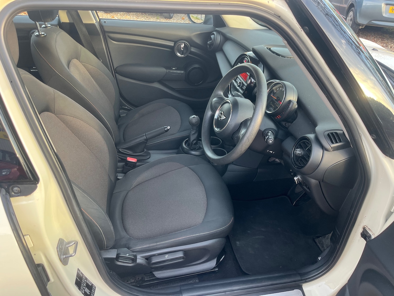 Used MINI Hatch 2015 for sale - 76557831: Photo 11