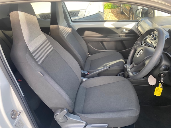 Used Volkswagen up! 2017 for sale - 76114921: Photo 15