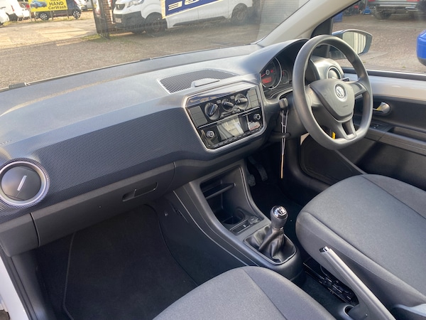 Used Volkswagen up! 2017 for sale - 76114921: Photo 17