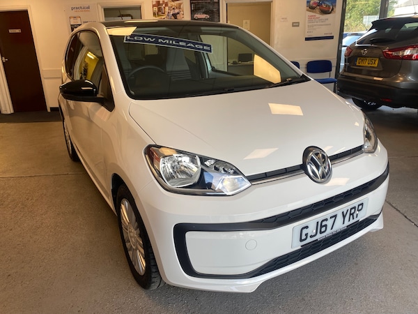 Used Volkswagen up! 2017 for sale - 76114921: Photo 1