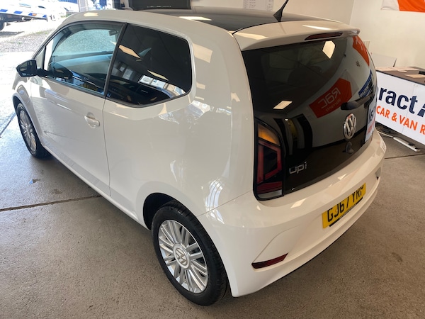 Used Volkswagen up! 2017 for sale - 76114921: Photo 4