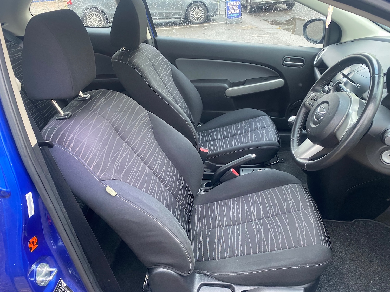 Used Mazda Mazda2 2010 for sale - 76685565: Photo 10