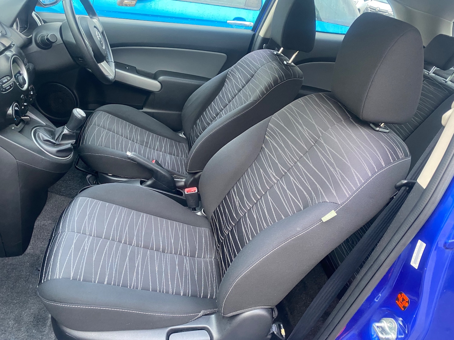 Used Mazda Mazda2 2010 for sale - 76685565: Photo 15