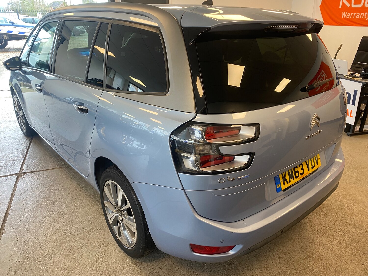 Used Citroen Grand C4 Picasso 2013 for sale - 77562650: Photo 4