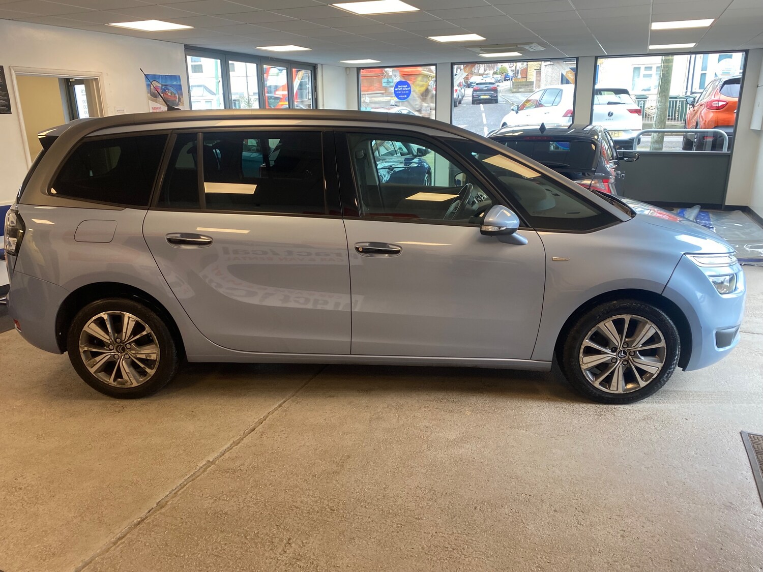 Used Citroen Grand C4 Picasso 2013 for sale - 77562650: Photo 9