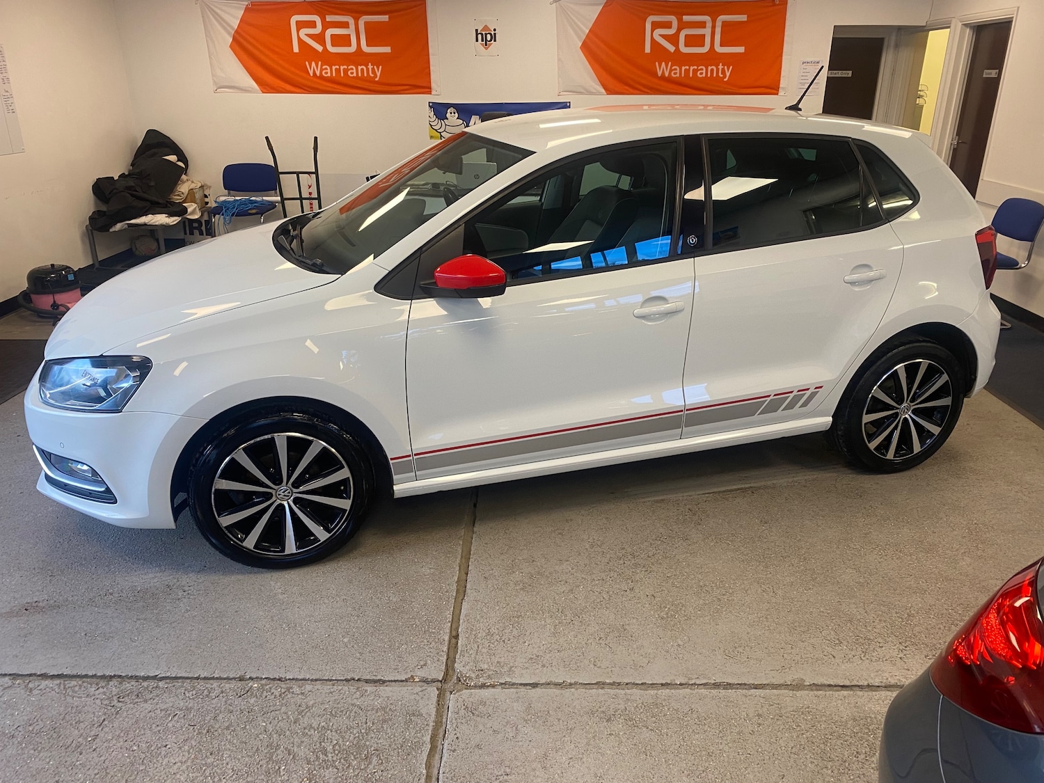 Used Volkswagen Polo 2017 for sale - 77002050: Photo 10