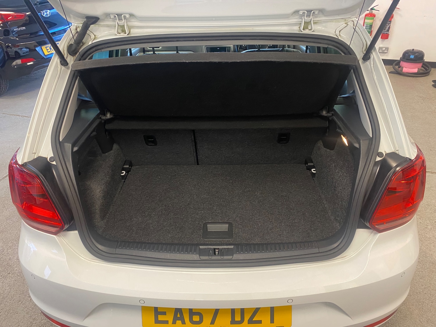 Used Volkswagen Polo 2017 for sale - 77002050: Photo 21