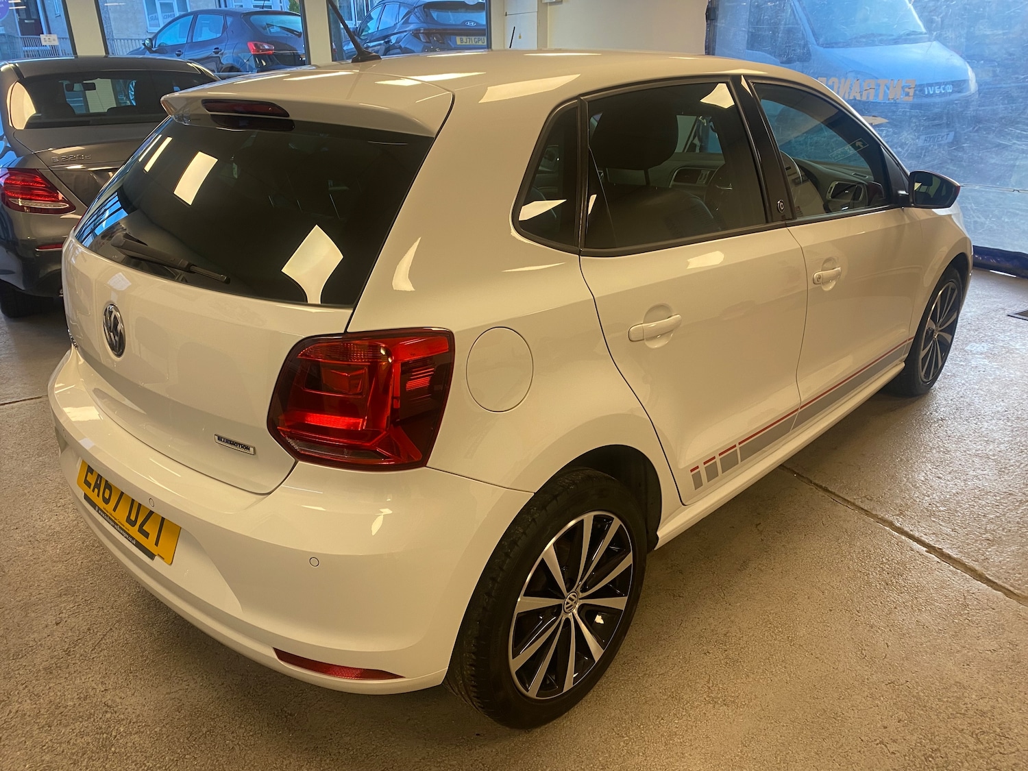 Used Volkswagen Polo 2017 for sale - 77002050: Photo 3