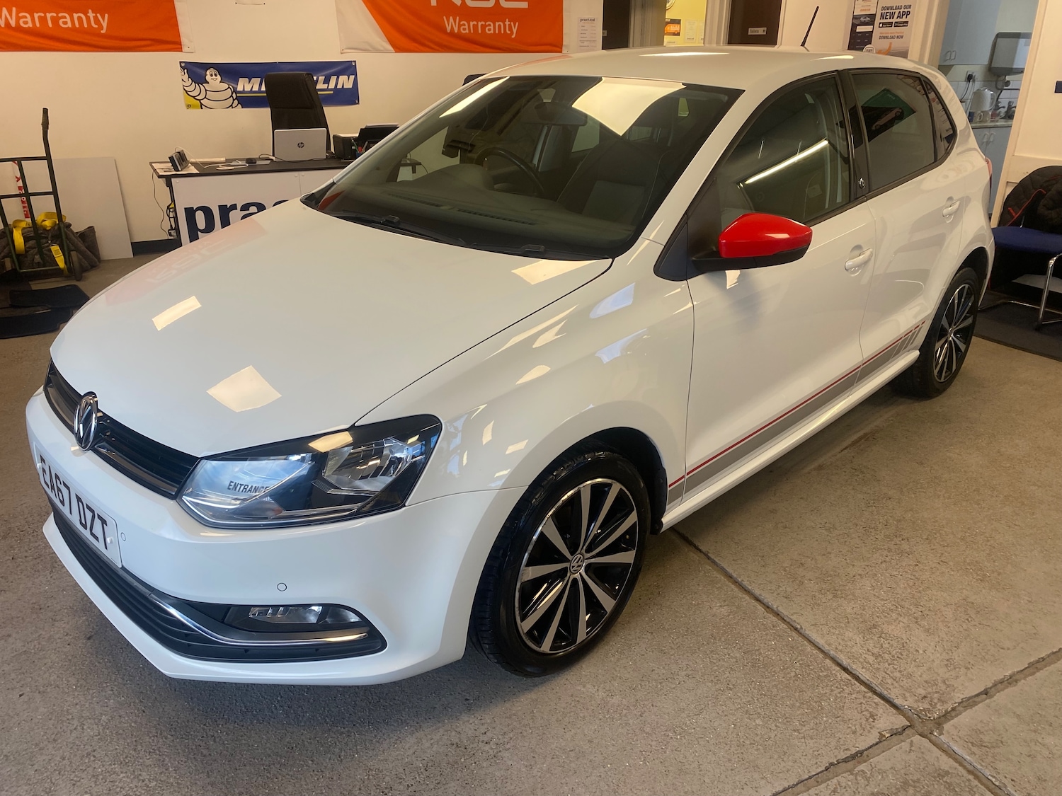 Used Volkswagen Polo 2017 for sale - 77002050: Photo 6