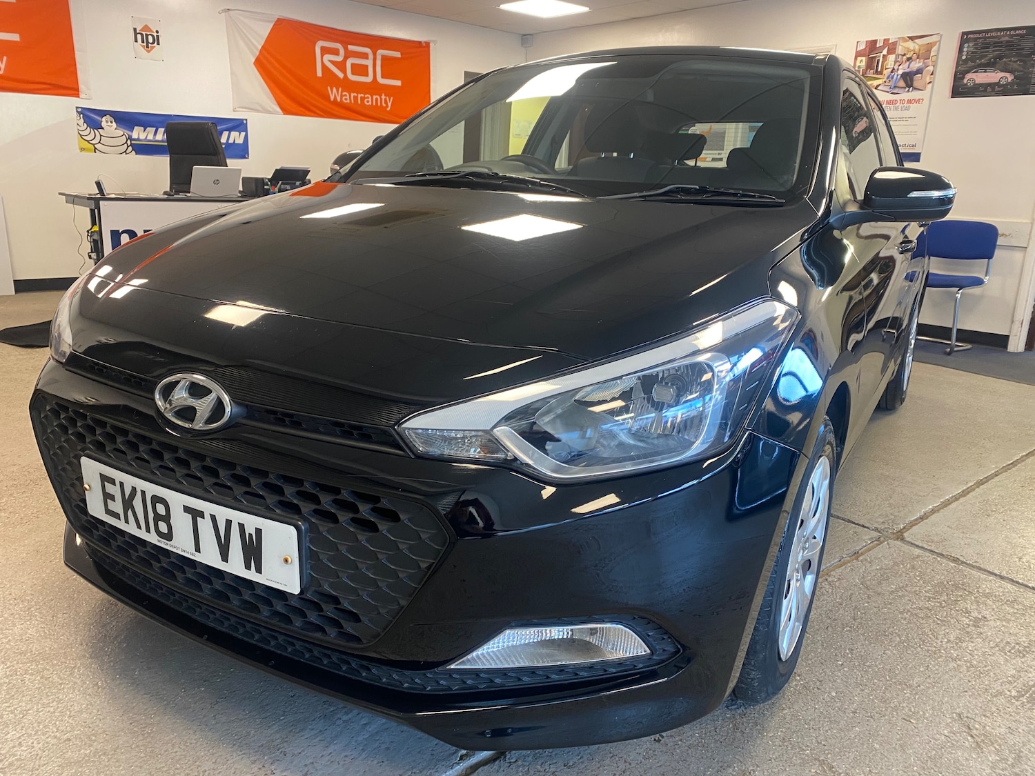Used Hyundai i20 2018 for sale - 77002051: Photo 2