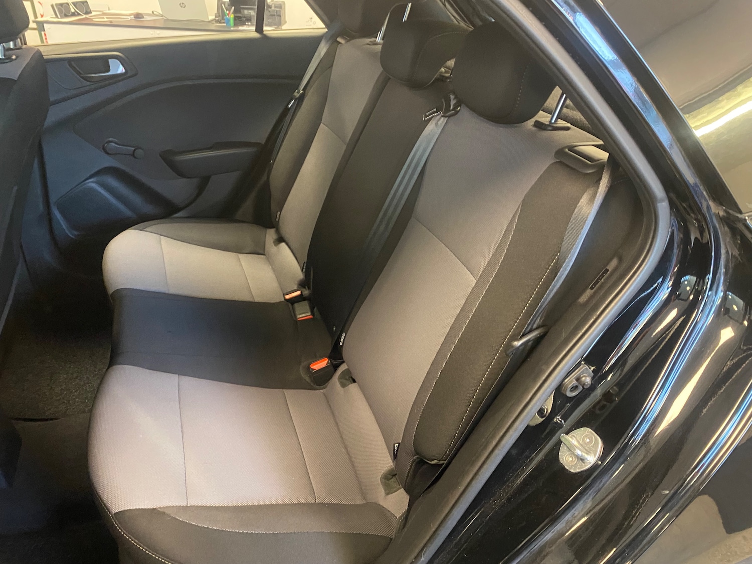 Used Hyundai i20 2018 for sale - 77002051: Photo 23