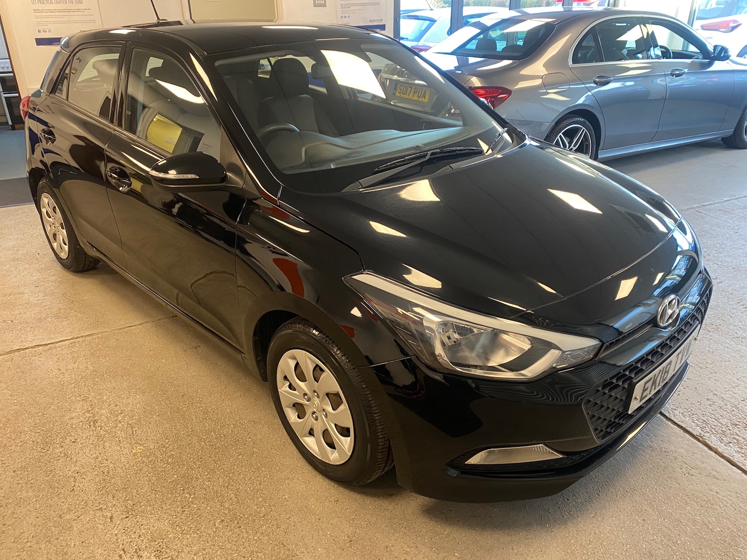 Used Hyundai i20 2018 for sale - 77002051: Photo 5