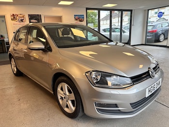 Used Volkswagen Golf 2016 for sale - 78789481: Photo