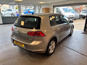 Used Volkswagen Golf 2016 for sale - 78789481: Photo