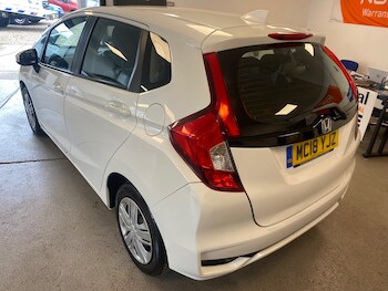 Used Honda Jazz 2018 for sale - 75604661: Photo