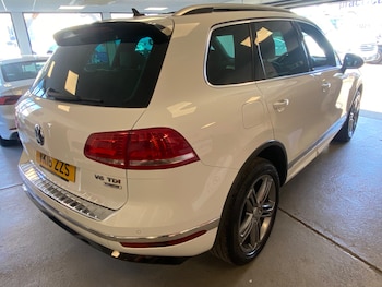 Used Volkswagen Touareg 2016 for sale - 79499148: Photo