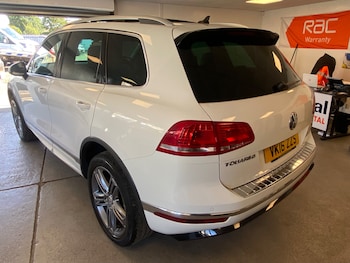 Used Volkswagen Touareg 2016 for sale - 79499148: Photo