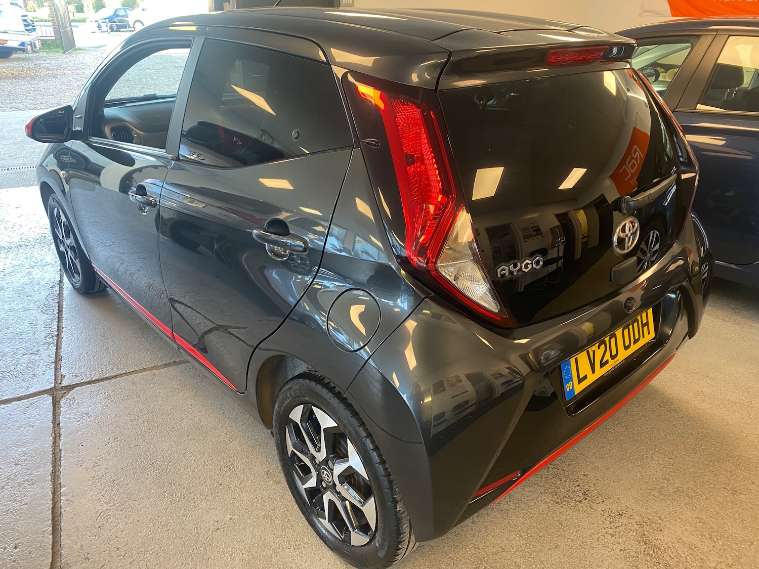 Used Toyota AYGO 2020 for sale - 76719624: Photo 4