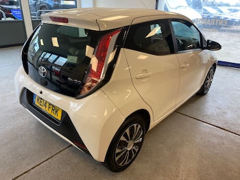 Used Toyota AYGO 2014 for sale - 77161260: Photo