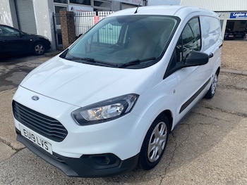Used Ford Transit Courier 2019 for sale - 76174159: Photo