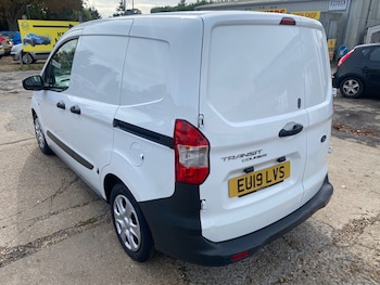 Used Ford Transit Courier 2019 for sale - 76174159: Photo