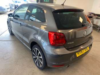 Used Volkswagen Polo 2017 for sale - 74438892: Photo