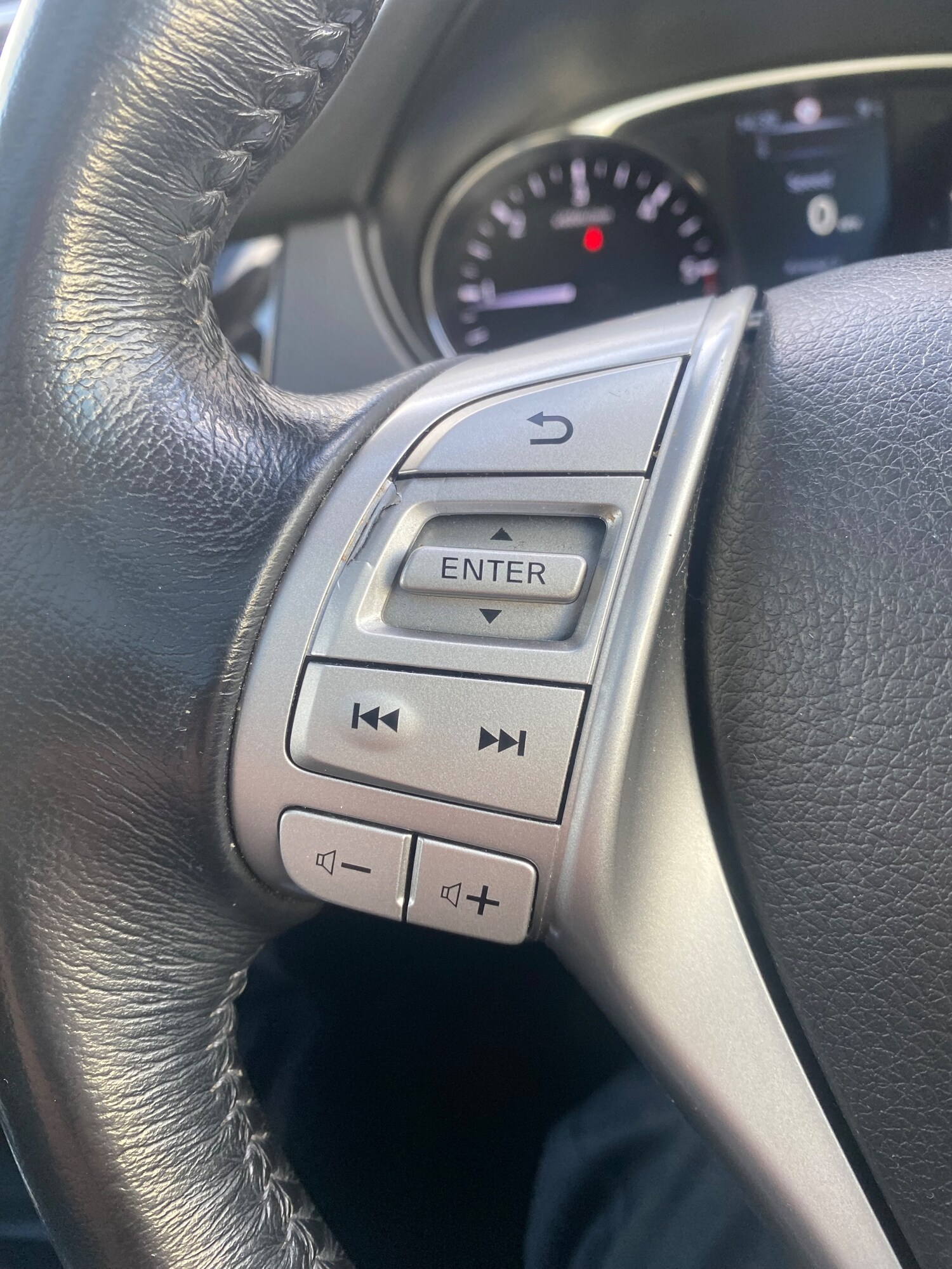 Used Nissan X-Trail 2015 for sale - 77562641: Photo 17