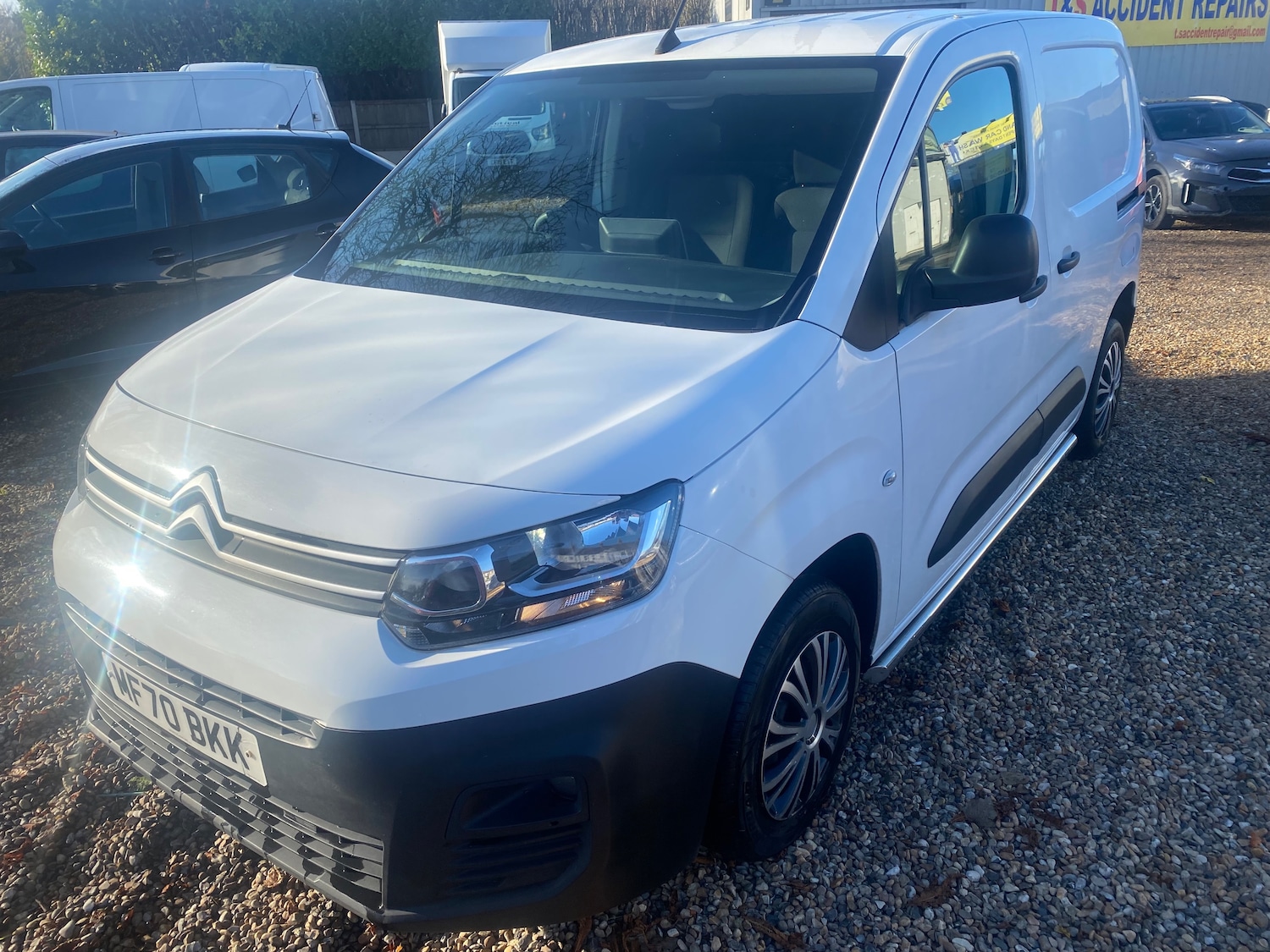 Used Citroen Berlingo 2020 for sale - 76783302: Photo 2