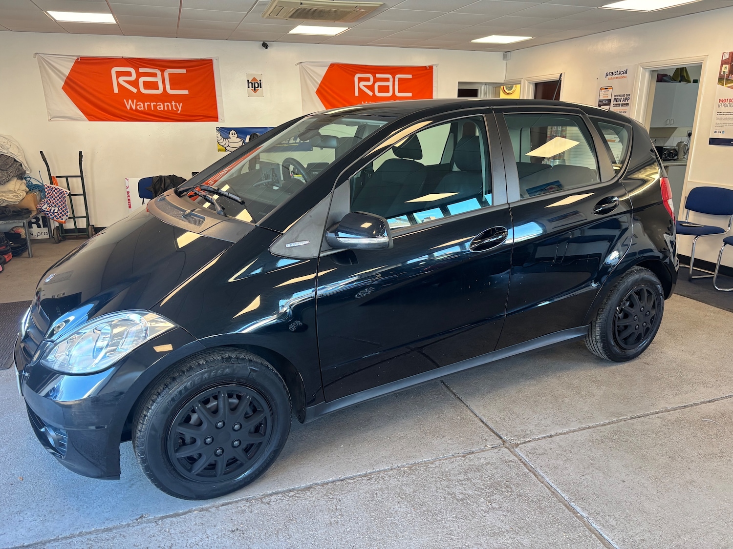 Used Mercedes-Benz A-Class 2012 for sale - 77935496: Photo 8