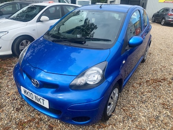 Used Toyota AYGO 2010 for sale - 76036534: Photo
