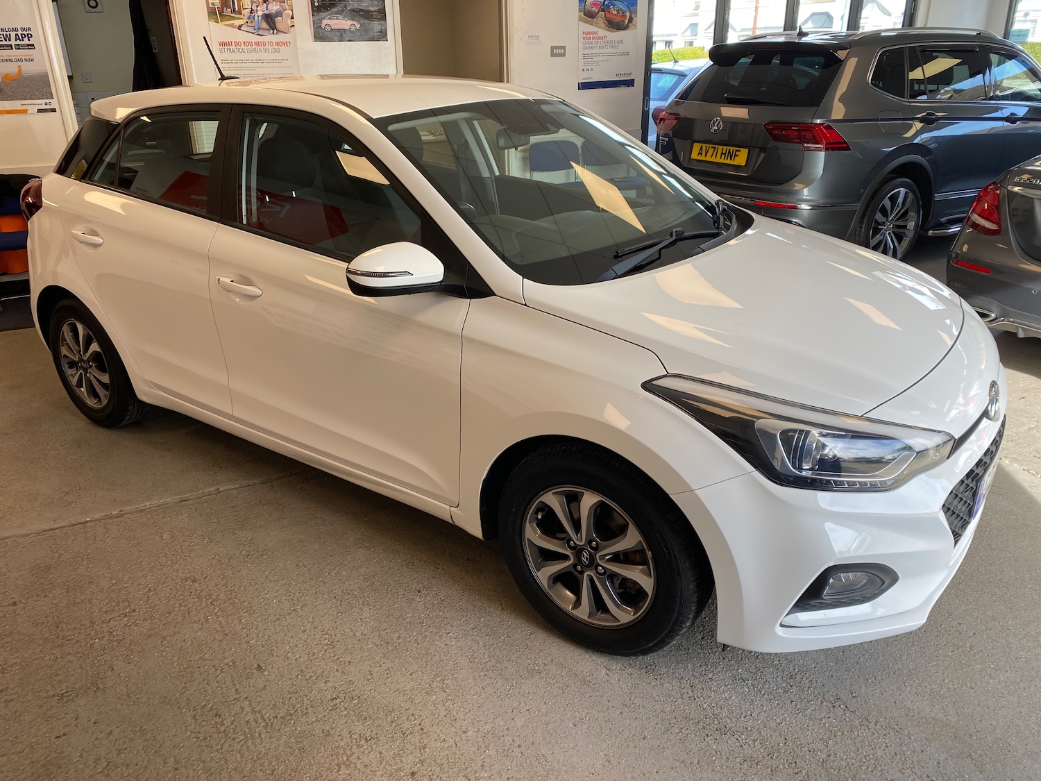 Used Hyundai i20 2019 for sale - 77392269: Photo 5