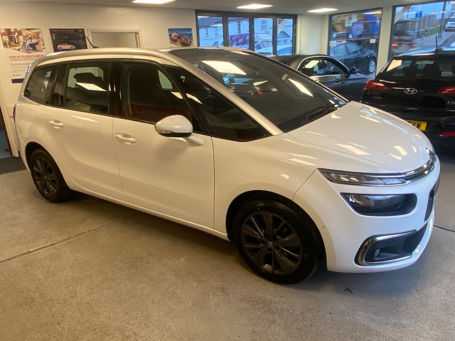 Used Citroen C4 Grand Picasso 2017 for sale - 77045766: Photo 5