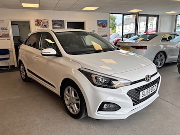 Used Hyundai i20 2018 for sale - 79179762: Photo
