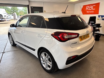 Used Hyundai i20 2018 for sale - 79179762: Photo