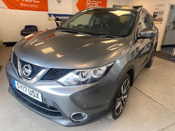 Used Nissan Qashqai 2017 for sale - 75616564: Photo