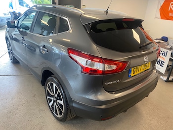 Used Nissan Qashqai 2017 for sale - 75616564: Photo