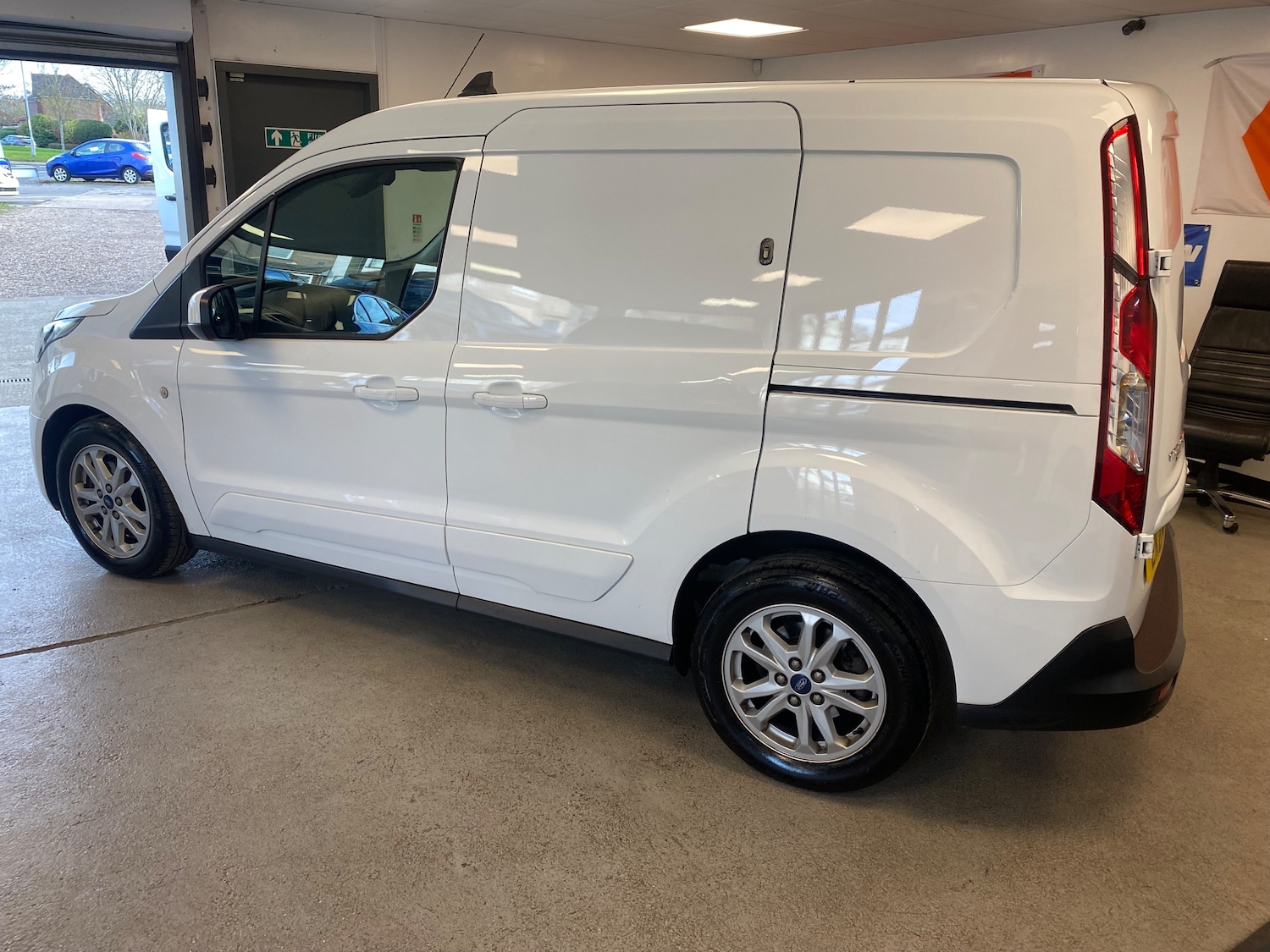 Used Ford Transit Connect 2021 for sale - 76569298: Photo 10
