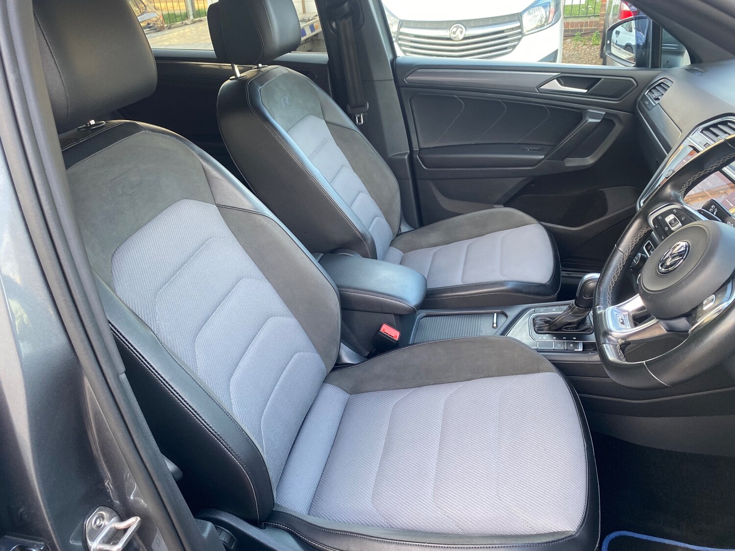 Used Volkswagen Tiguan 2021 for sale - 76224945: Photo 12