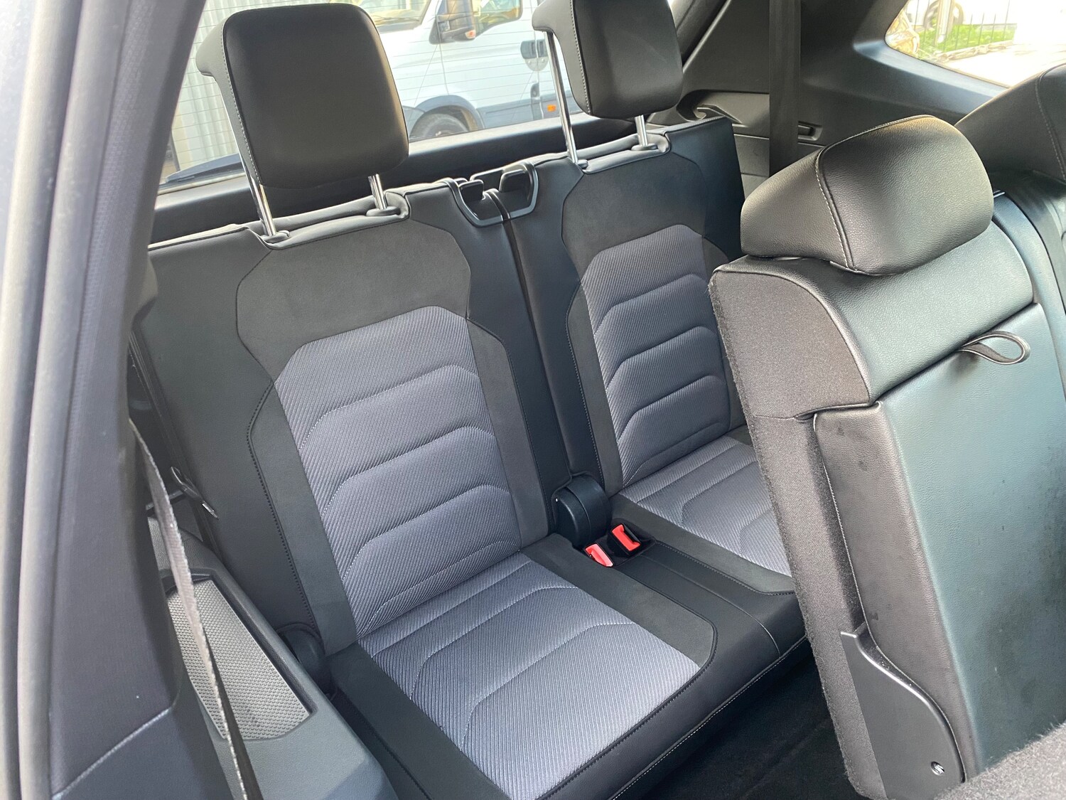 Used Volkswagen Tiguan 2021 for sale - 76224945: Photo 24